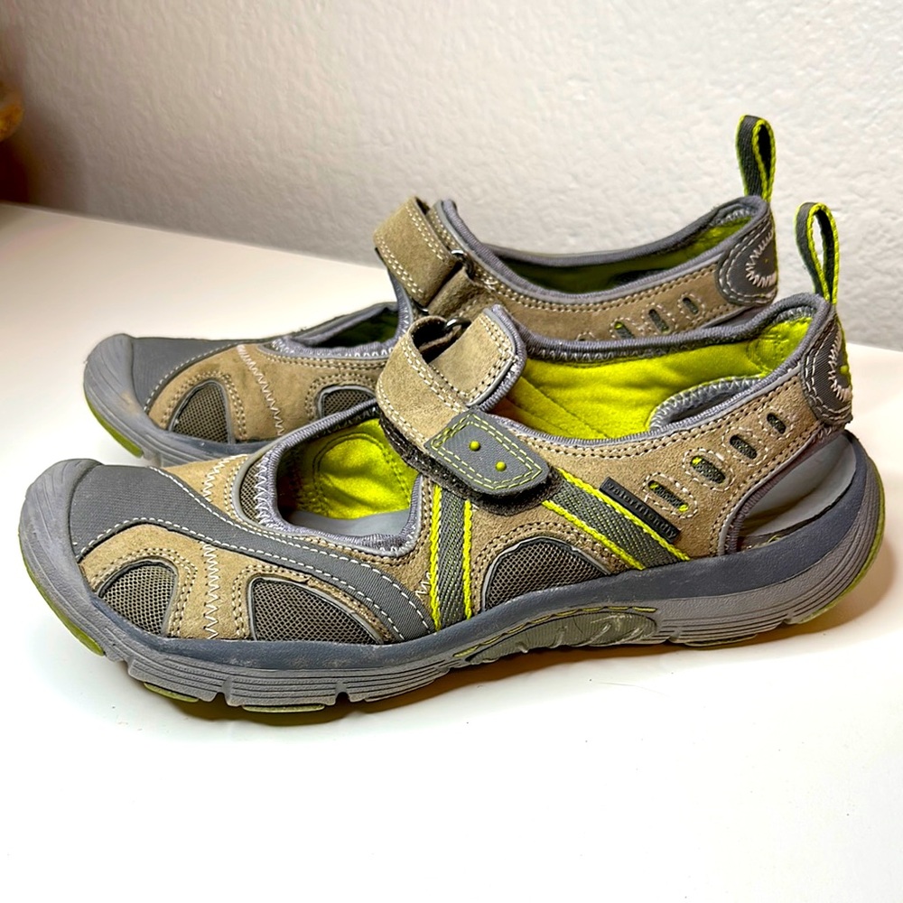 PRIVO by Clarks slingback beige green